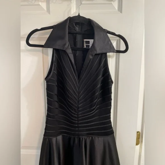 Whimsigoth Black Vintage Satin Gown – Tadashi Shoji – Formal UK 8 / US 4 - Picture 9 of 9